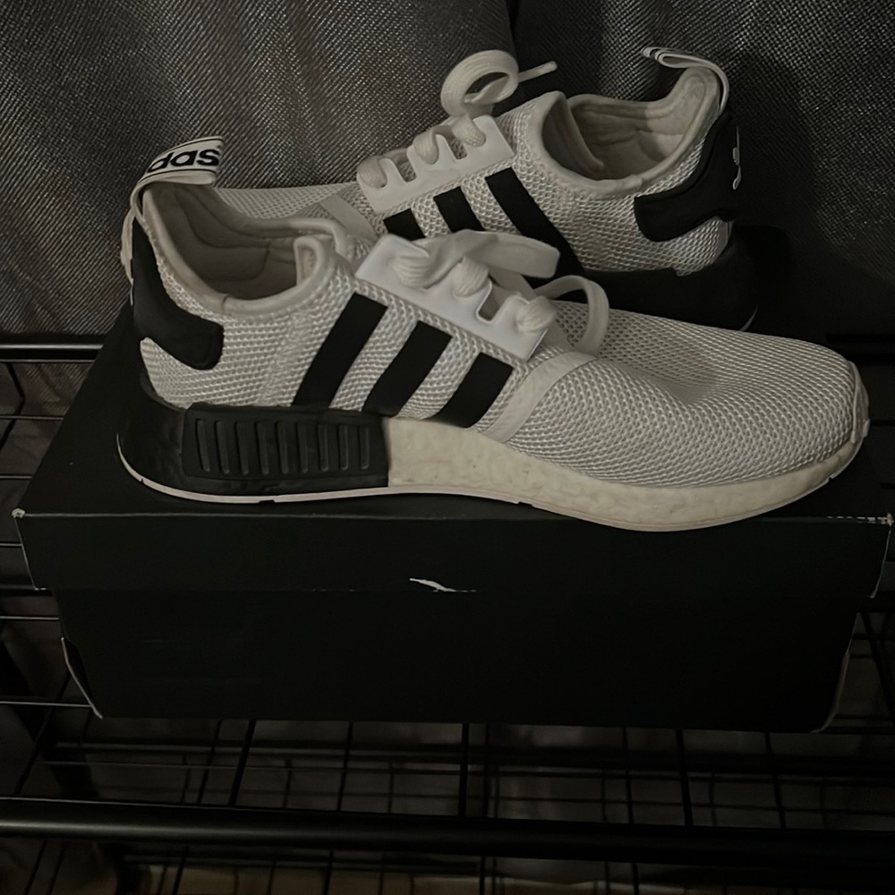 White w/ black Adidas NMDs